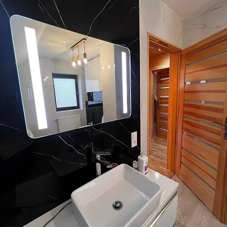Holiday home Caloroczny Borzy-chatka Nad Liwcem *
